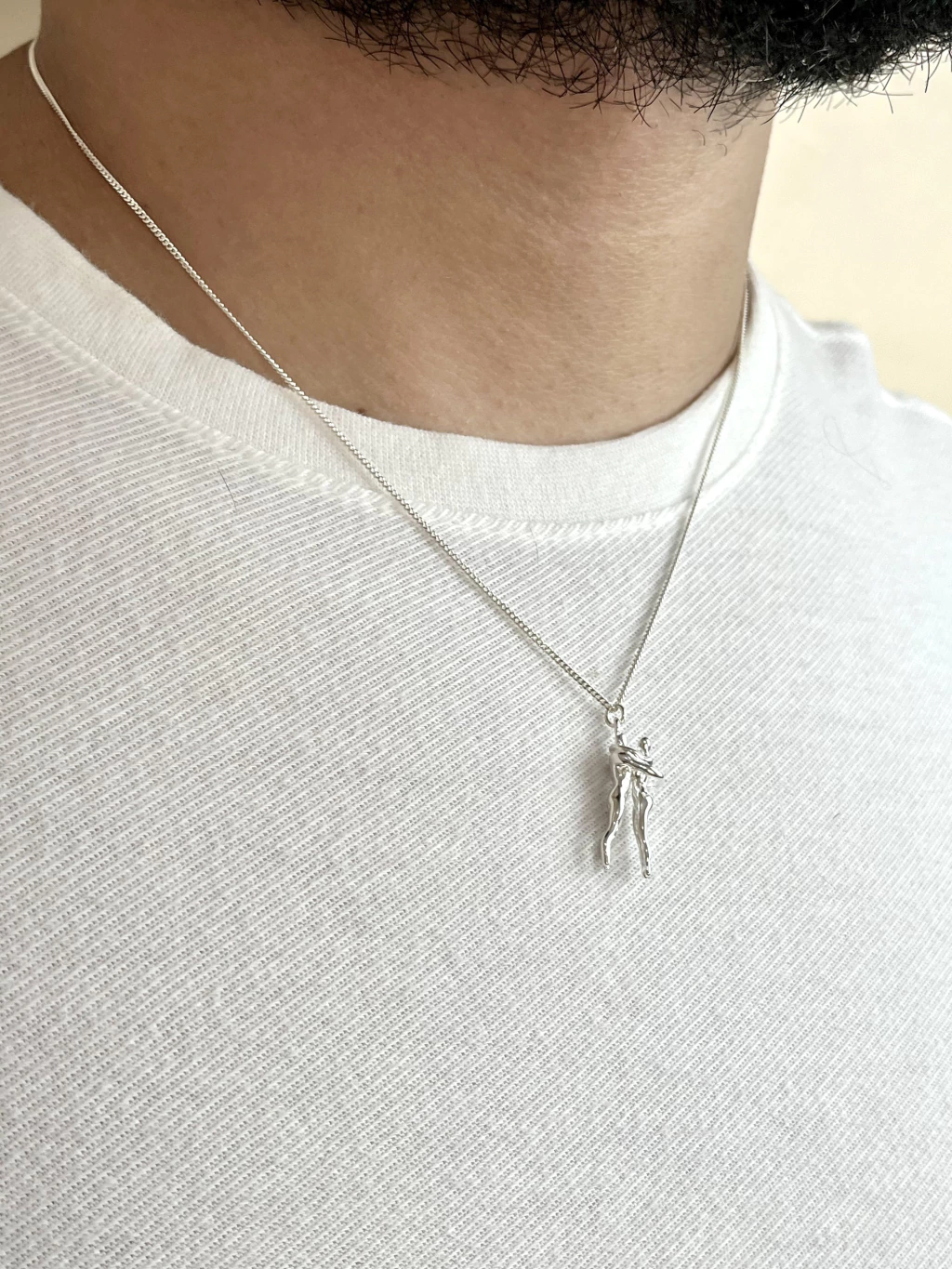 Colar Abraço Eterno - Aço Inox Banhado