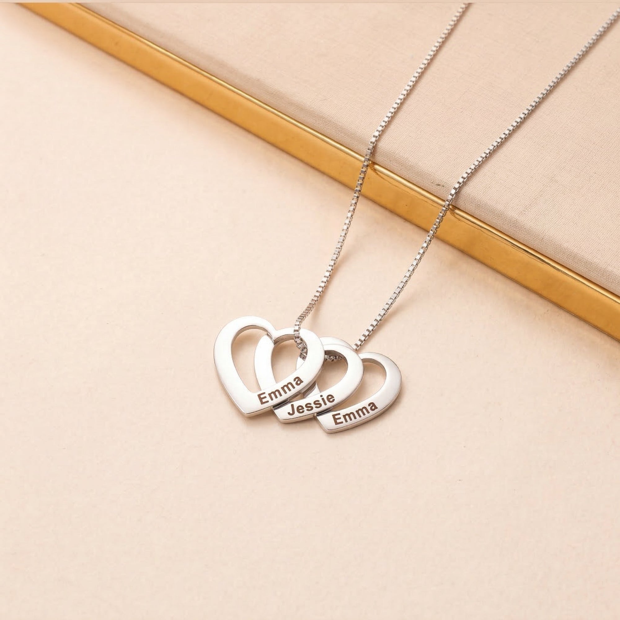 Colar Corações Conectados - Aço Inox Banhado