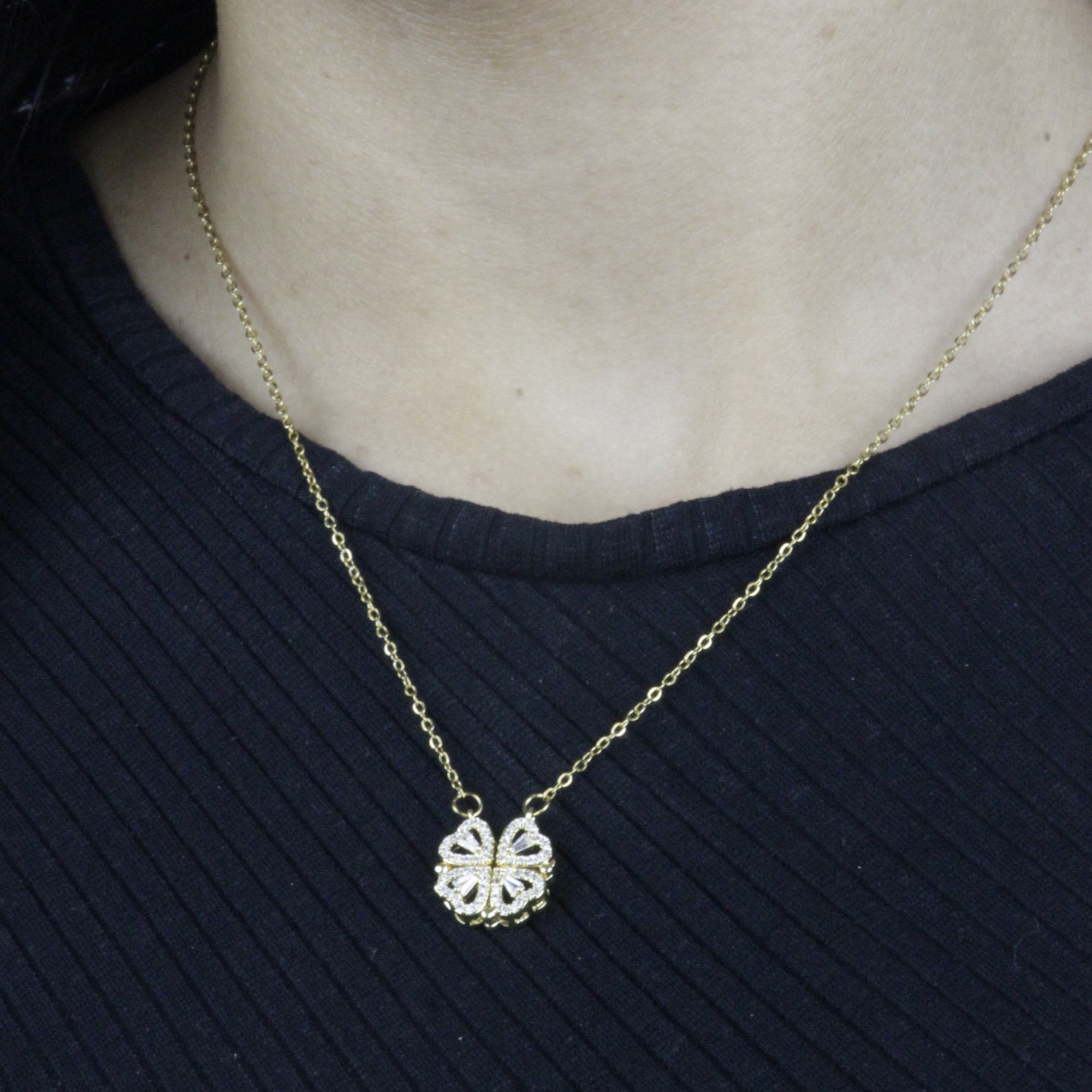 Colar Trevo de Quatro Folhas Magnético - Aço Inox Banhado